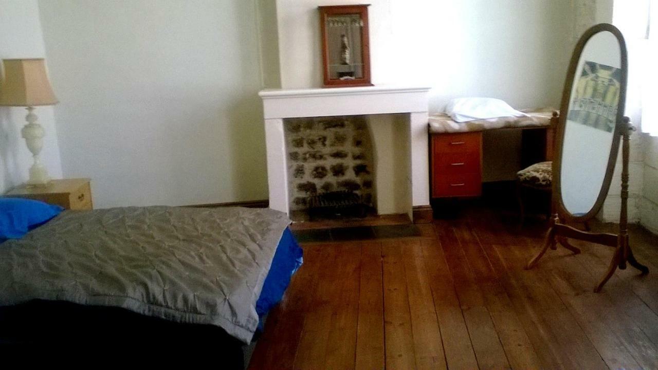 La Maison De L'Aubepin Saint-Savinien 外观 照片